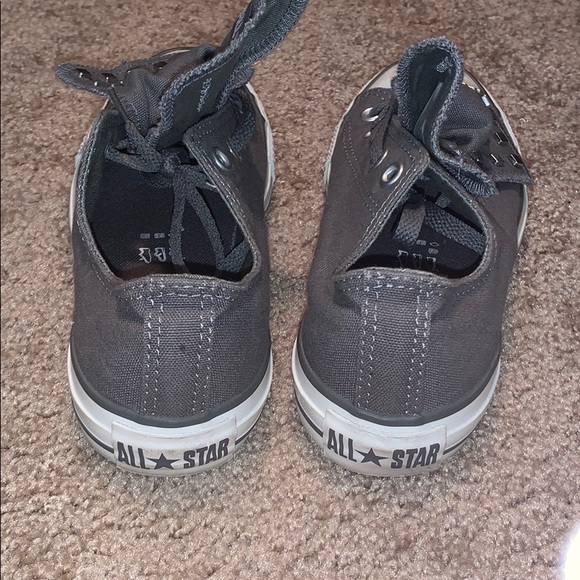 Gray Allstar Converse shoes - Picture 2 of 3